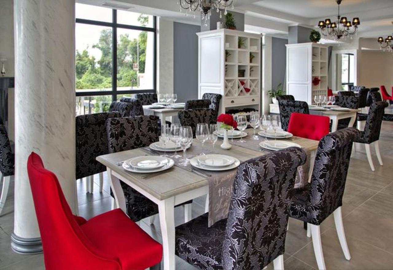 בלצ'יק Private Apartments In White Rock Castle מראה חיצוני תמונה