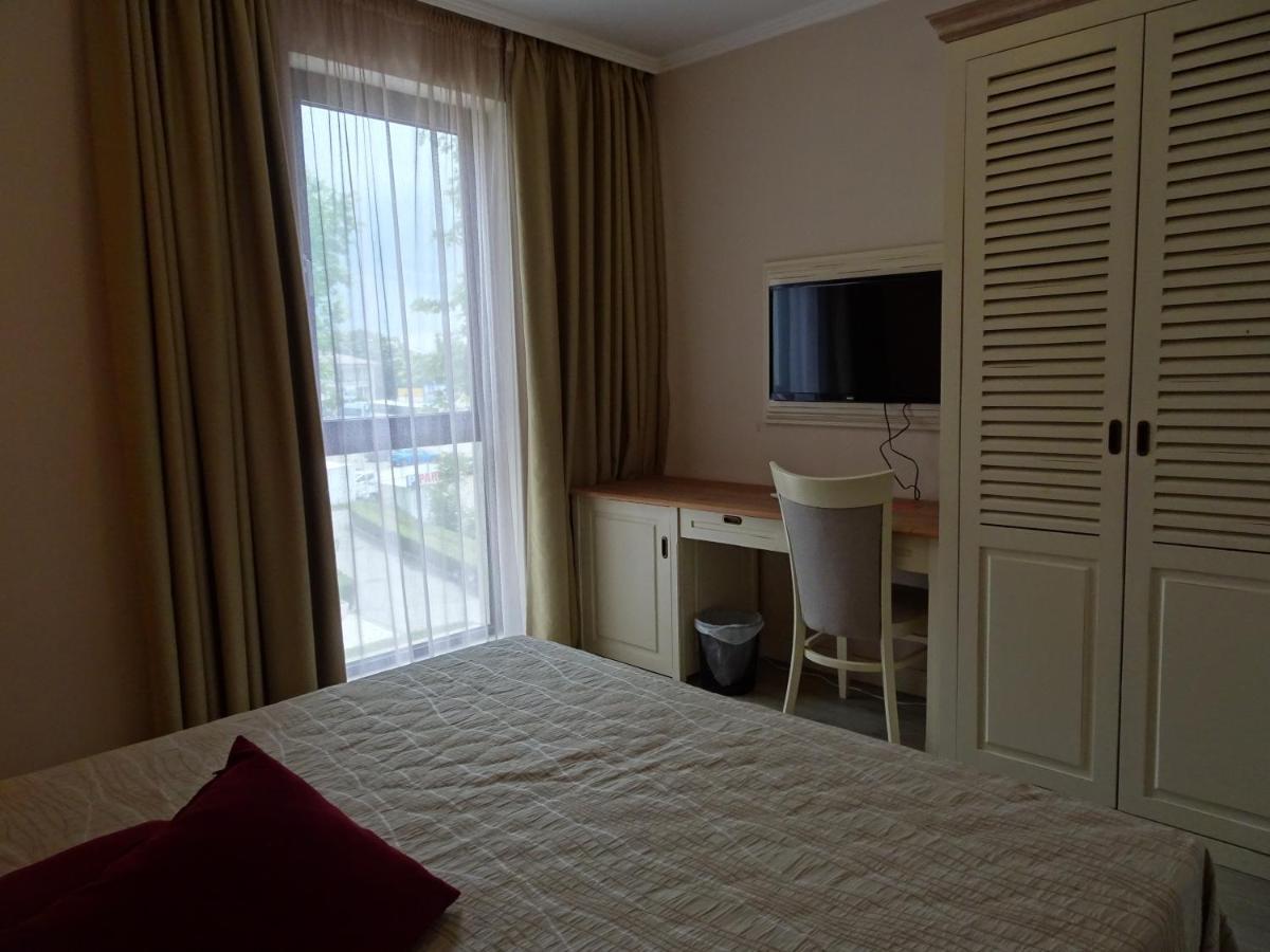 בלצ'יק Private Apartments In White Rock Castle מראה חיצוני תמונה